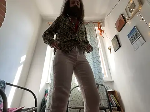 Snapshot of lostile8 chatting on 10-01-25, 09:26 lostile8 online show from 10-01-25, 09:26