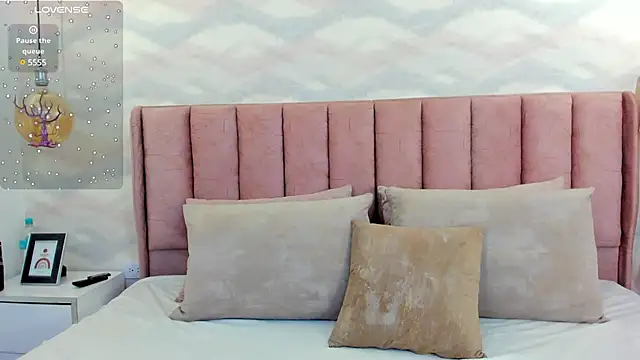 Snapshot of im_gaby_ chatting on 12-23-24, 02:39 im gaby  online show from 12-23-24, 02:39