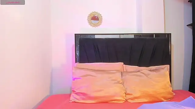 lilithTeen1  online show from 01-19-26, 12:36