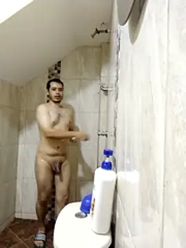 Snapshot of Gasparin32 chatting on 03-06-26, 01:07 Gasparin32 online show from 03-06-26, 01:07