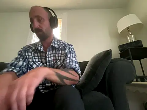 armdy371 online show from 10-04-25, 12:14