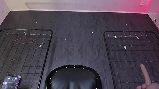 Carolina Arias online show from 11-25-25, 07:58