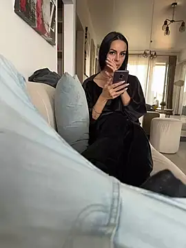 Snapshot of AmandaBby03 chatting on 03-16-25, 12:00 AmandaBby03 online show from 03-16-25, 12:00