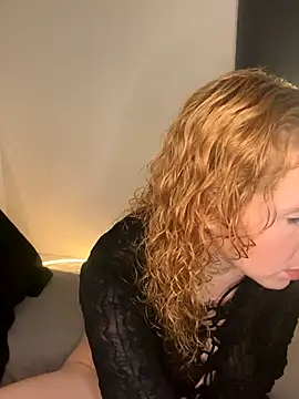 Snapshot of alt_cutie chatting on 09-11-25, 05:46 alt cutie online show from 09-11-25, 05:46