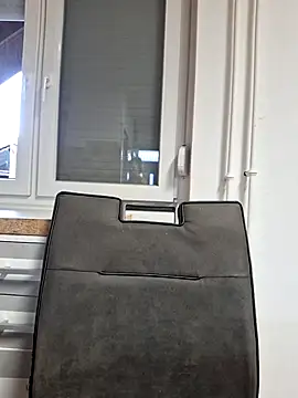 allinqueen online show from 10-17-25, 02:19