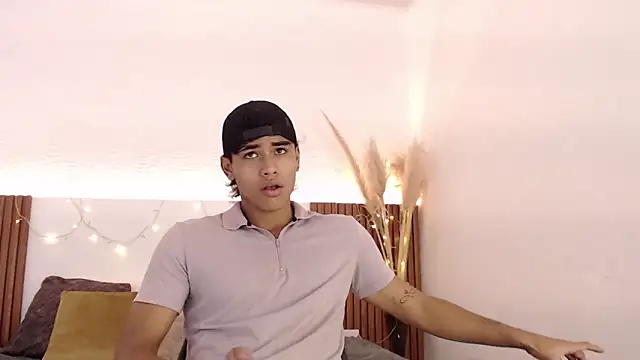 zander 2120 online show from 12-31-24, 01:52