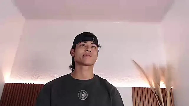 zander 2120 online show from 01-14-25, 02:40