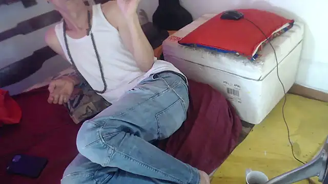 laye19 online show from 02-20-25, 02:46