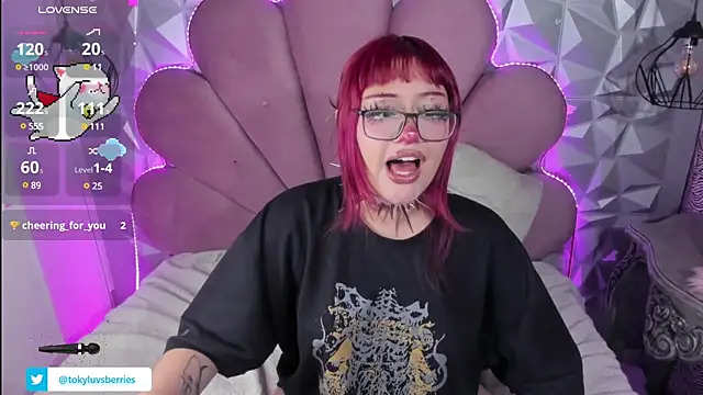 toky doll online show from 01-13-25, 11:38