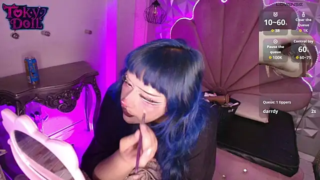 toky doll online show from 09-12-25, 08:42