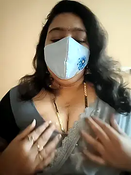 neelu-hoty online show from 12-28-24, 04:30