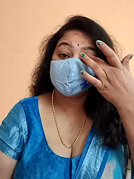 neelu-hoty online show from 02-12-25, 12:58