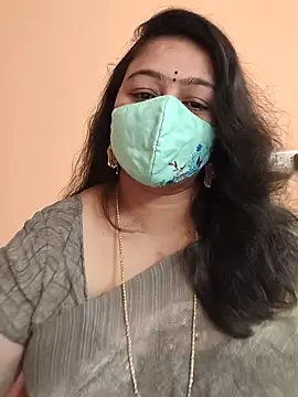 neelu-hoty online show from 03-10-25, 03:52