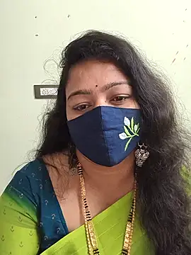 neelu-hoty online show from 10-24-25, 08:00