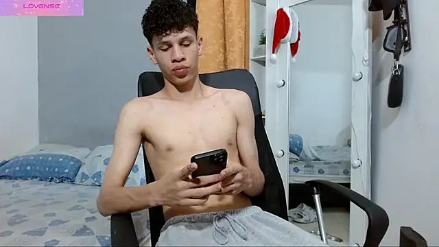 Snapshot of jeff_ross chatting on 01-26-25, 09:29 jeff ross online show from 01-26-25, 09:29