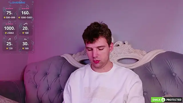 ArthurWhitee online show from 04-22-26, 09:11