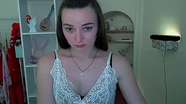  Barbie Kiss  online show from 05-19-26, 03:07