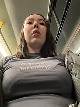 Asian Asami online show from 11-15-25, 02:57