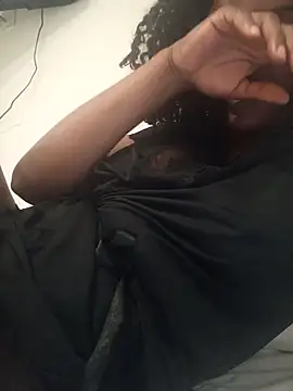 Snapshot of RebecApreta chatting on 11-24-25, 11:10 RebecApreta online show from 11-24-25, 11:10