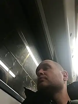 Snapshot of Eros7788 chatting on 02-14-25, 07:23 Eros7788 online show from 02-14-25, 07:23