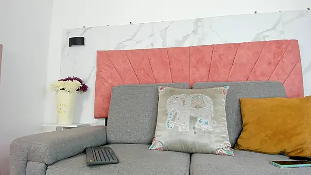 Hanna lens online show from 04-09-26, 07:19