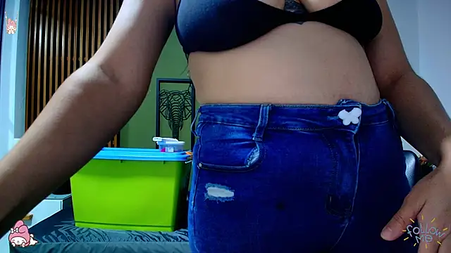 dahiana spark online show from 02-17-25, 08:04