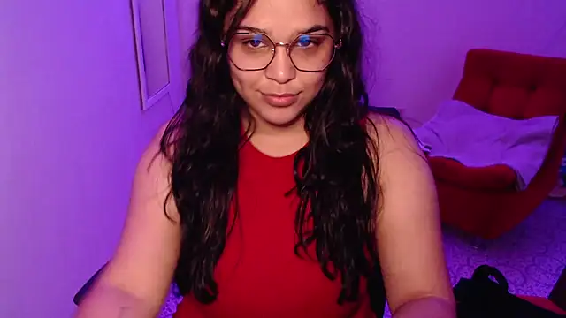 Snapshot of VenussTits97 chatting on 11-28-25, 12:02 VenussTits97 online show from 11-28-25, 12:02