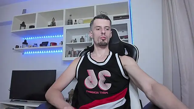 ToddClaytonn online show from 09-25-25, 05:22