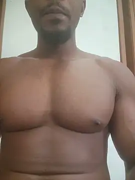 Snapshot of luis101122 chatting on 06-16-26, 02:30 luis101122 online show from 06-16-26, 02:30