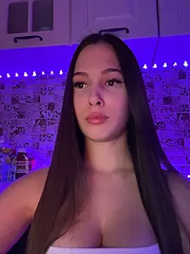 Snapshot of EricaWalls chatting on 01-17-25, 06:23 EricaWalls online show from 01-17-25, 06:23