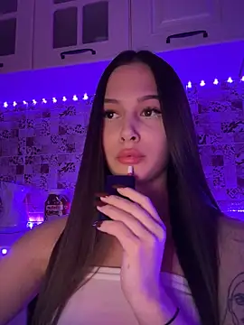 Snapshot of EricaWalls chatting on 02-03-25, 12:15 EricaWalls online show from 02-03-25, 12:15