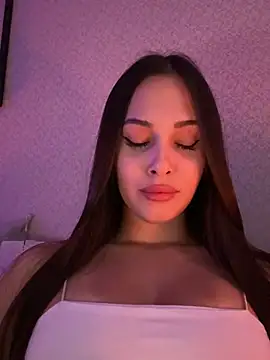 Snapshot of EricaWalls chatting on 02-03-25, 08:03 EricaWalls online show from 02-03-25, 08:03