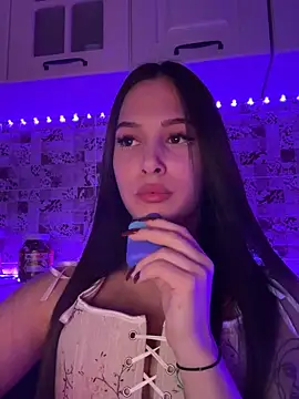 Snapshot of EricaWalls chatting on 02-04-25, 10:02 EricaWalls online show from 02-04-25, 10:02