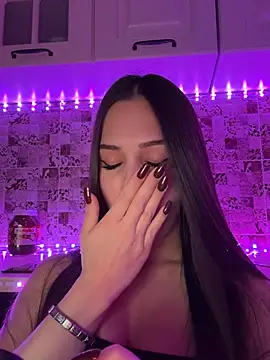 Snapshot of EricaWalls chatting on 02-10-25, 12:08 EricaWalls online show from 02-10-25, 12:08