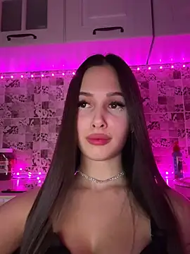 Snapshot of EricaWalls chatting on 02-14-25, 10:25 EricaWalls online show from 02-14-25, 10:25