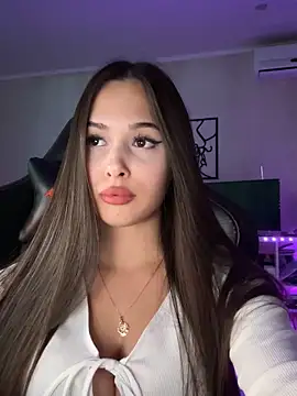 Snapshot of EricaWalls chatting on 09-19-25, 08:53 EricaWalls online show from 09-19-25, 08:53