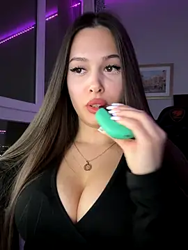 Snapshot of EricaWalls chatting on 12-01-25, 05:18 EricaWalls online show from 12-01-25, 05:18