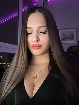 Snapshot of EricaWalls chatting on 12-02-25, 06:14 EricaWalls online show from 12-02-25, 06:14