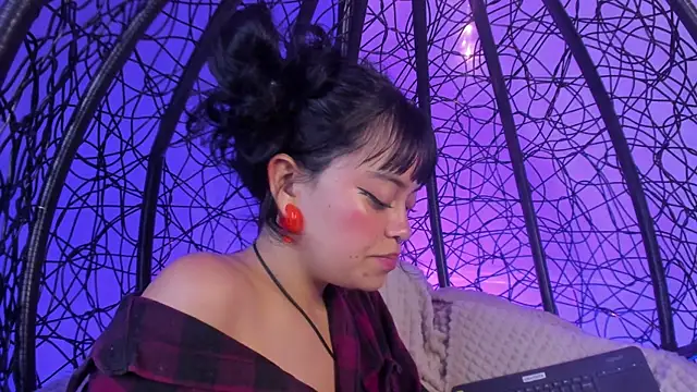 Snapshot of vanelope11 chatting on 02-07-25, 01:25 vanelope11 online show from 02-07-25, 01:25