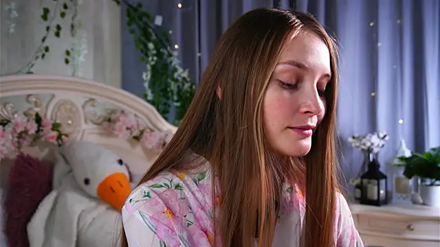 MonaEldon online show from 04-29-26, 02:04