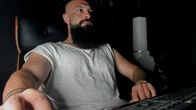 axxelrich  online show from 09-08-25, 06:18