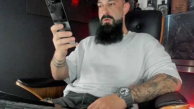 axxelrich  online show from 09-28-25, 05:13