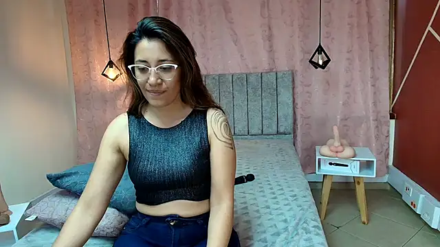 VioletaScott  online show from 01-11-25, 06:44