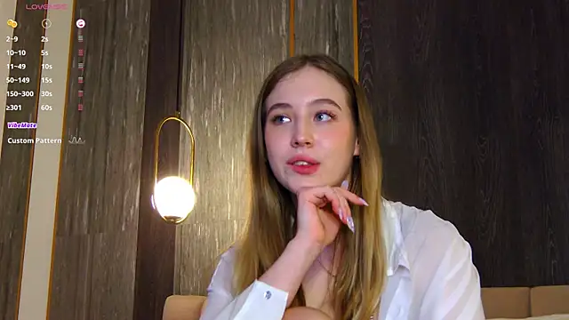 LoraineLuff online show from 01-29-25, 11:35