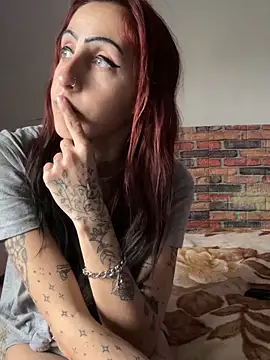 kriszy baby online show from 02-14-25, 09:34