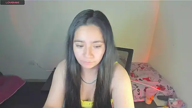 litle mily  online show from 12-21-25, 01:35