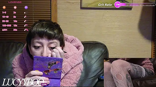 Snapshot of lovelylucyy chatting on 12-15-25, 12:15 lovelylucyy online show from 12-15-25, 12:15