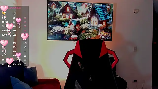 Snapshot of Charlotte_greys chatting on 10-30-25, 04:30 Charlotte greys online show from 10-30-25, 04:30