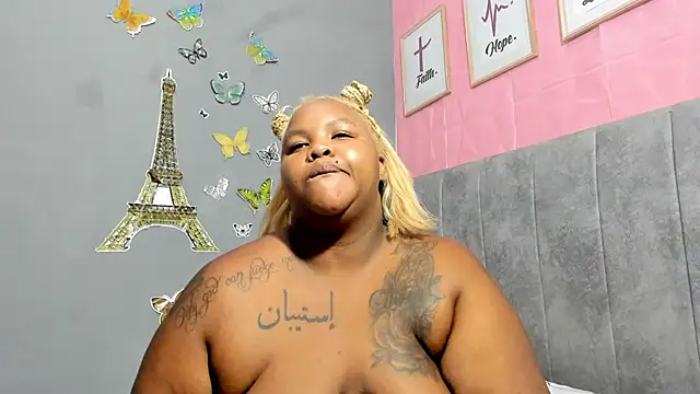 Snapshot of briyinabloom_ chatting on 02-04-25, 06:25 briyinabloom online show from 02-04-25, 06:25