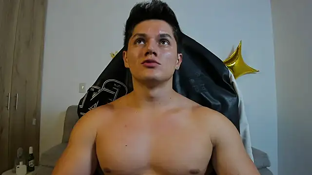 Snapshot of julian_wallace chatting on 11-01-25, 02:24 julian wallace online show from 11-01-25, 02:24